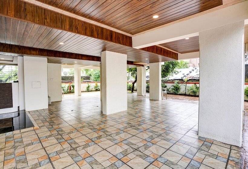 Fabhotel Crystal Homes