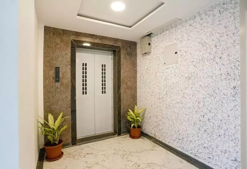 Fabhotel Crystal Homes