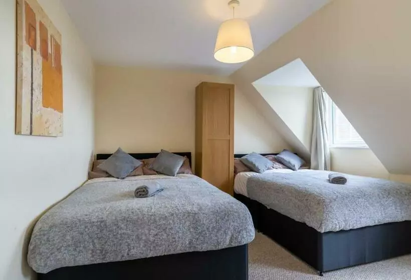 Newcastle City Centre Town House Free Parking And Wifi