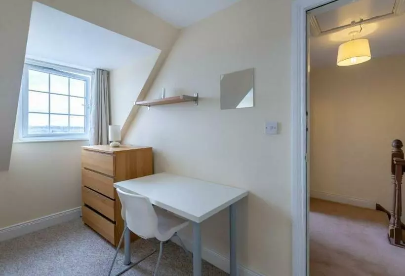 Newcastle City Centre Town House Free Parking And Wifi