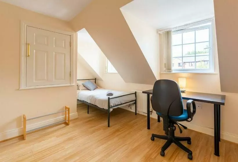 Newcastle City Centre Town House Free Parking And Wifi