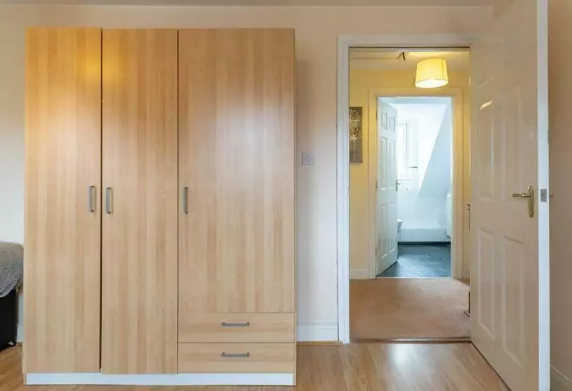 Newcastle City Centre Town House Free Parking And Wifi