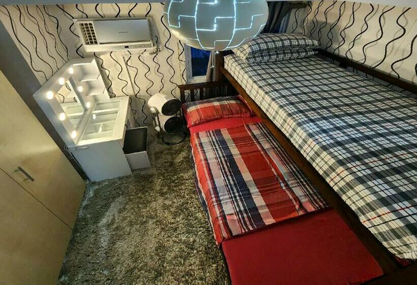 Elegant Studio At Grass Residences 1 5 Persons Only, Quezon City