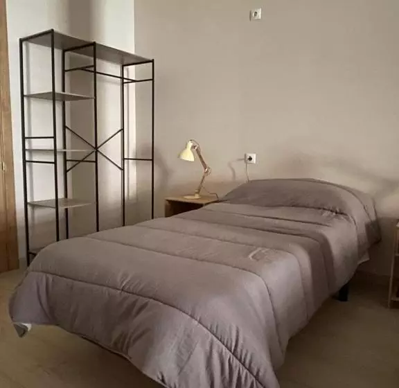 ユースホステル Viña Femita