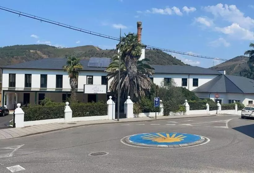 ユースホステル Viña Femita