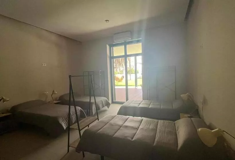 ユースホステル Viña Femita