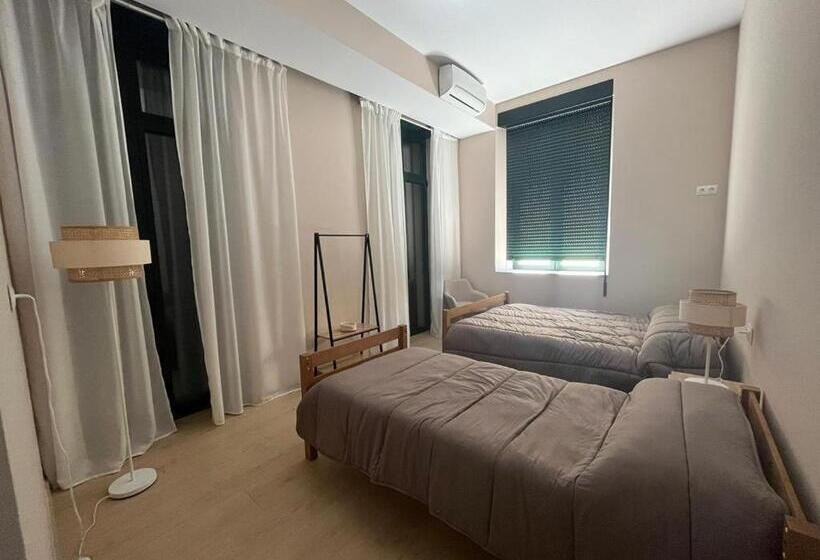 هاستل Viña Femita