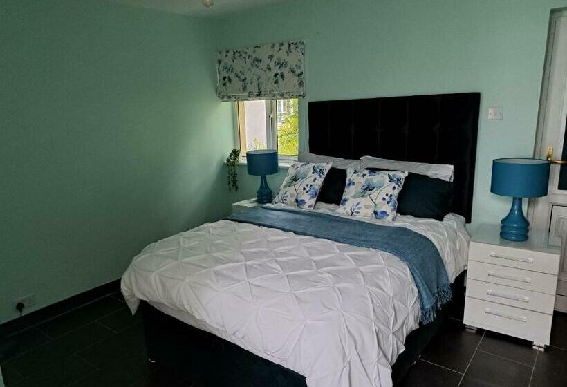 تختخواب و صبحانه Ardan Mhuire