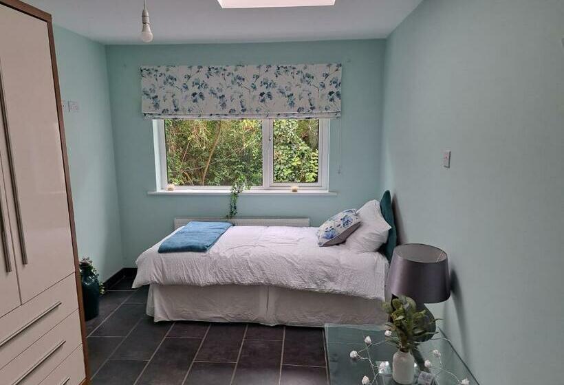 تختخواب و صبحانه Ardan Mhuire