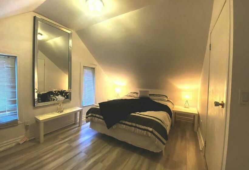 Cozy 3 Bedroom House In Historic Town/free Parking