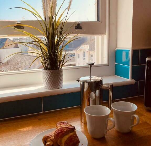 Flat 6 George Street