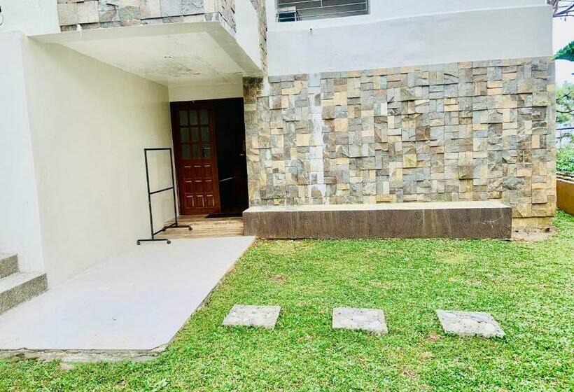 Hotel Elliannah Pines