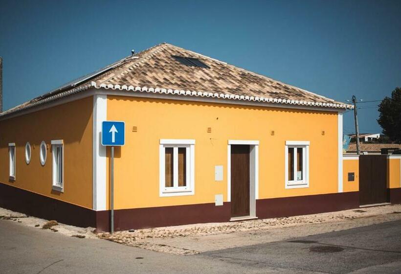 Отель Laurus Charming House