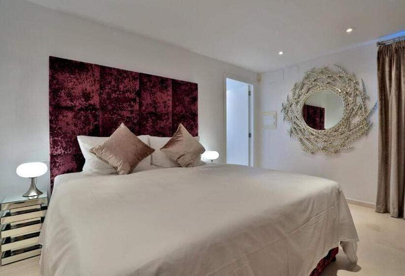 Luxury Villa In Es Cubells With Stunning Seaviews