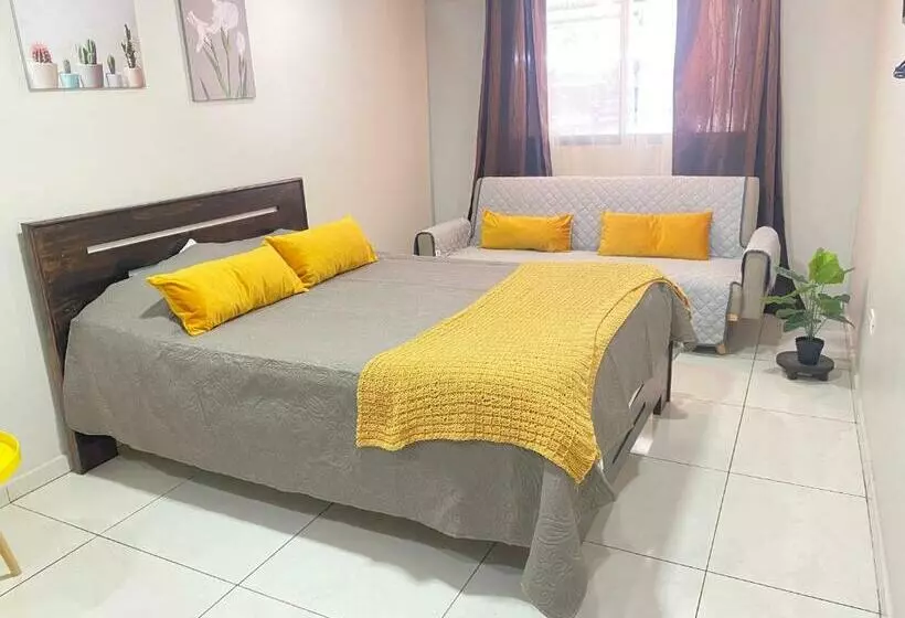 Pura Vida Apartment. 5 Min From Airport