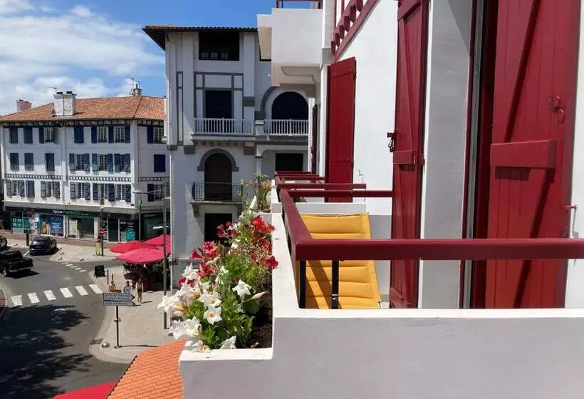 Superbe Appartement T3 Au Centre Plage .parking