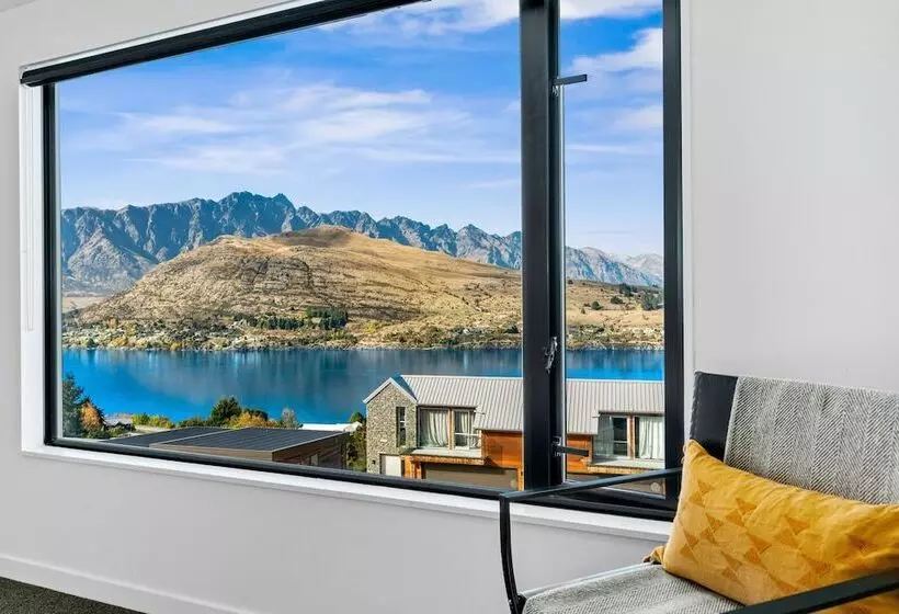 1 St Marks By Staysouth