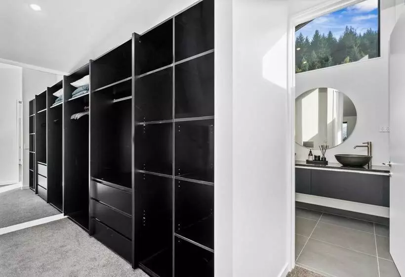 1 St Marks By Staysouth