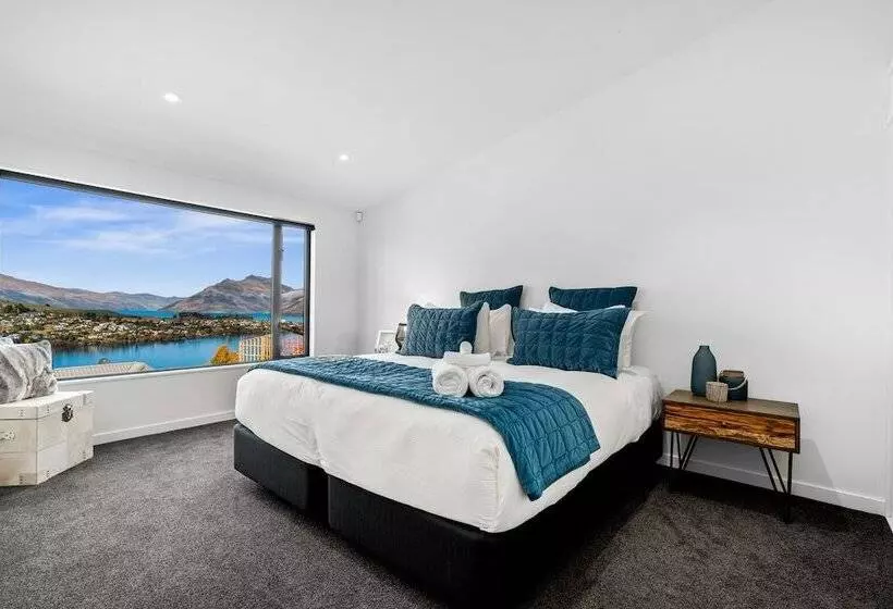 1 St Marks By Staysouth