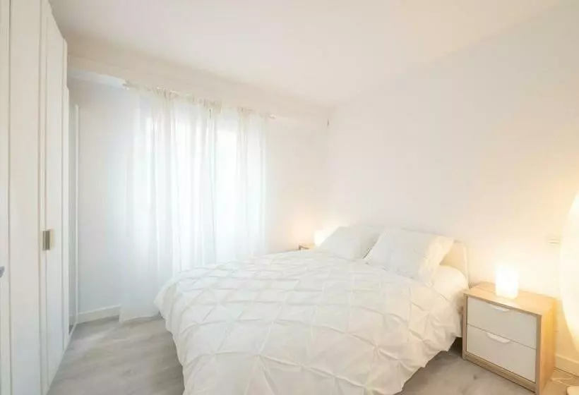 Apartamento Al Lado De La Romareda