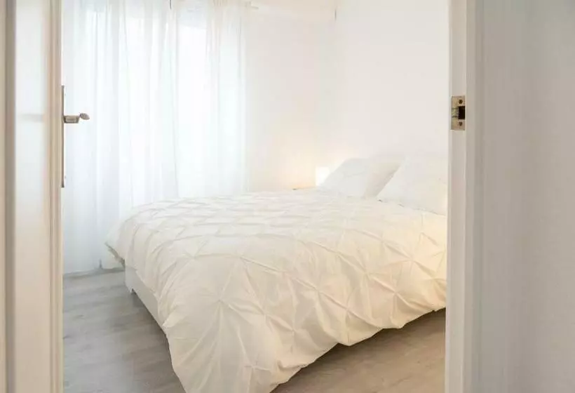 Apartamento Al Lado De La Romareda