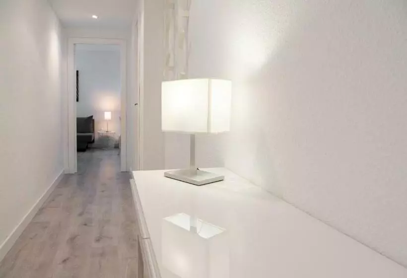 Apartamento Al Lado De La Romareda