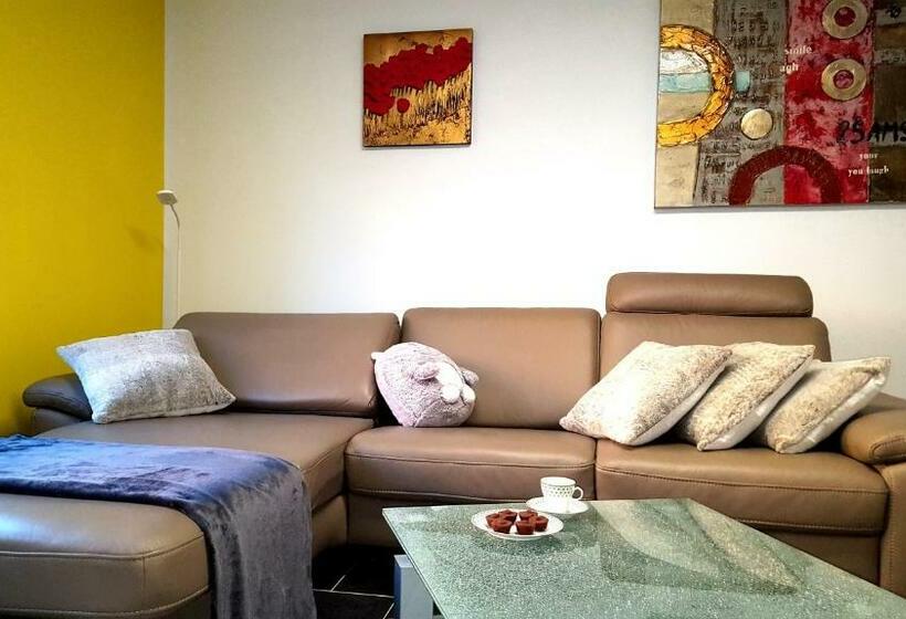 Ein Paar Schritte Zum Strand