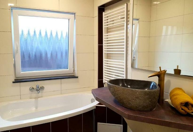 Ein Paar Schritte Zum Strand