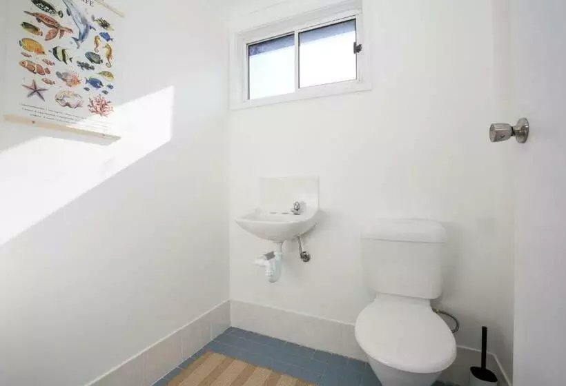 Fishery Road Cottage Pet Friendly 2 Mins Walk To Beach