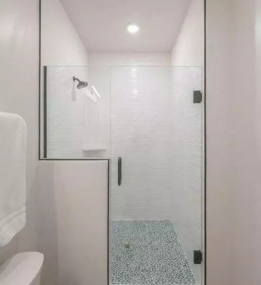 The Latitude Adjustment, Located Close To Golf,sand Dunes, Reservoir & National Parks