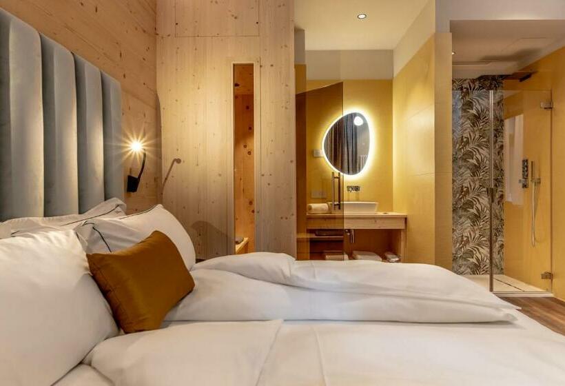 مبيت وإفطار Calepina Alpine Suite
