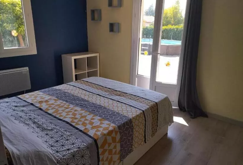 ベッドアンドブレックファースト Logi Du Carabin