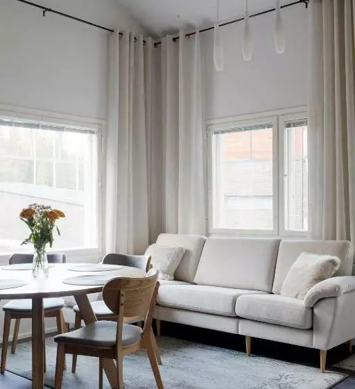 Alppitähti, Huoneisto Hilla