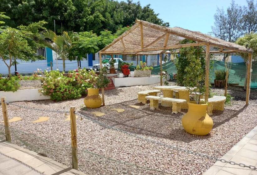 پانسیون Chabela S Water Wall