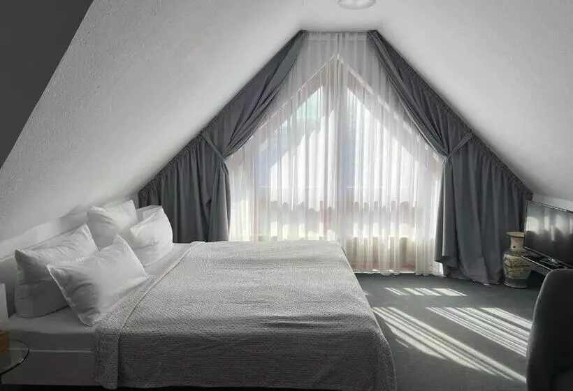 ベッドアンドブレックファースト Pension Am Markt