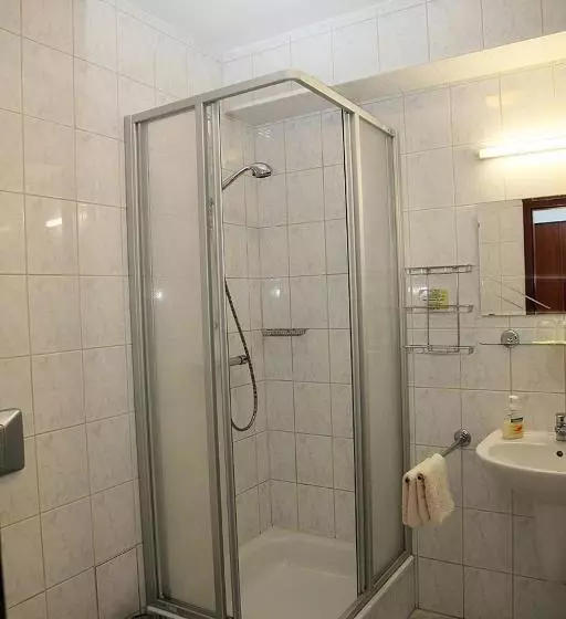 ベッドアンドブレックファースト Pension Am Markt