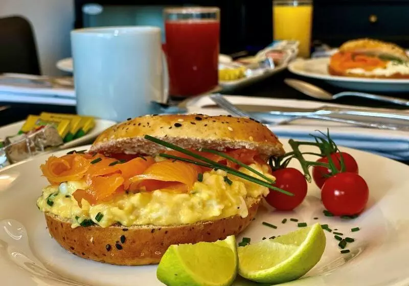 تختخواب و صبحانه The Hedley Townhouse