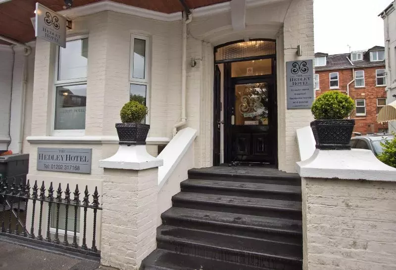 تختخواب و صبحانه The Hedley Townhouse