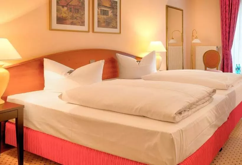 Hotelli Döllnsee Schorfheide