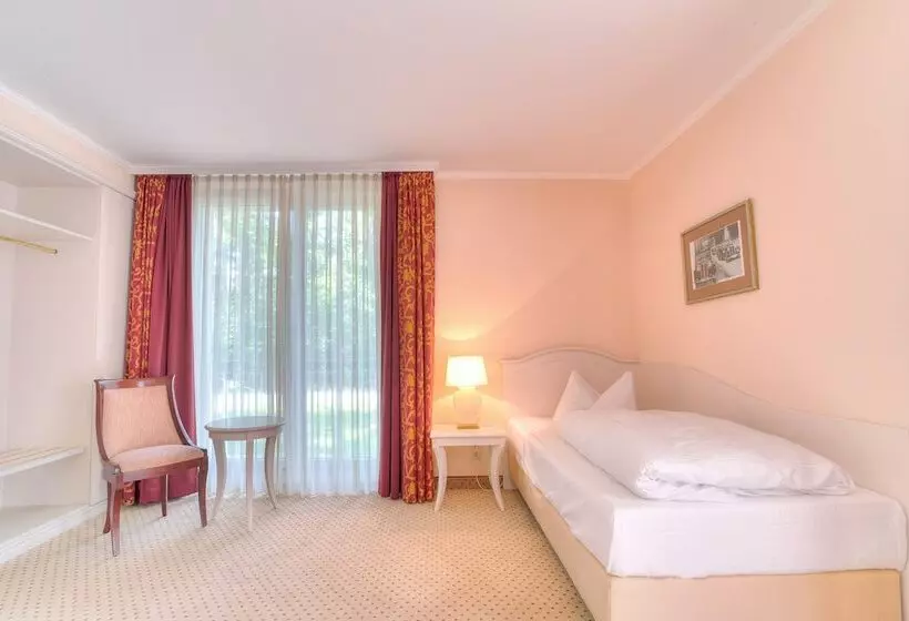 Hotelli Döllnsee Schorfheide