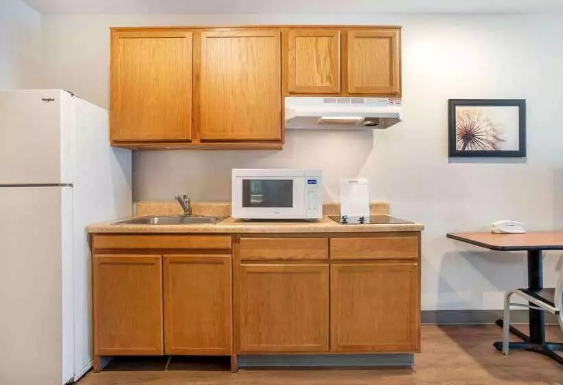 هتل Extended Stay America Select Suites  Pensacola  Northeast