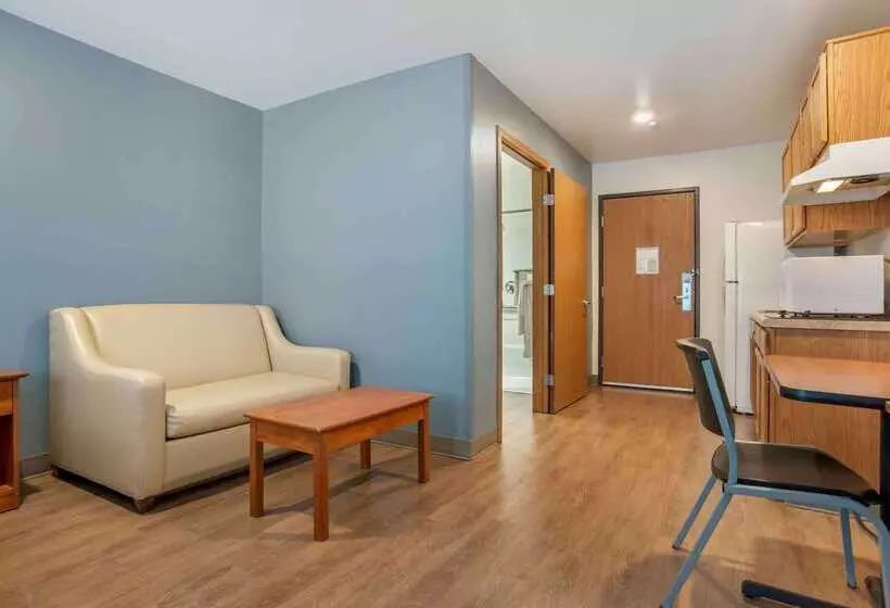 هتل Extended Stay America Select Suites  Pensacola  Northeast