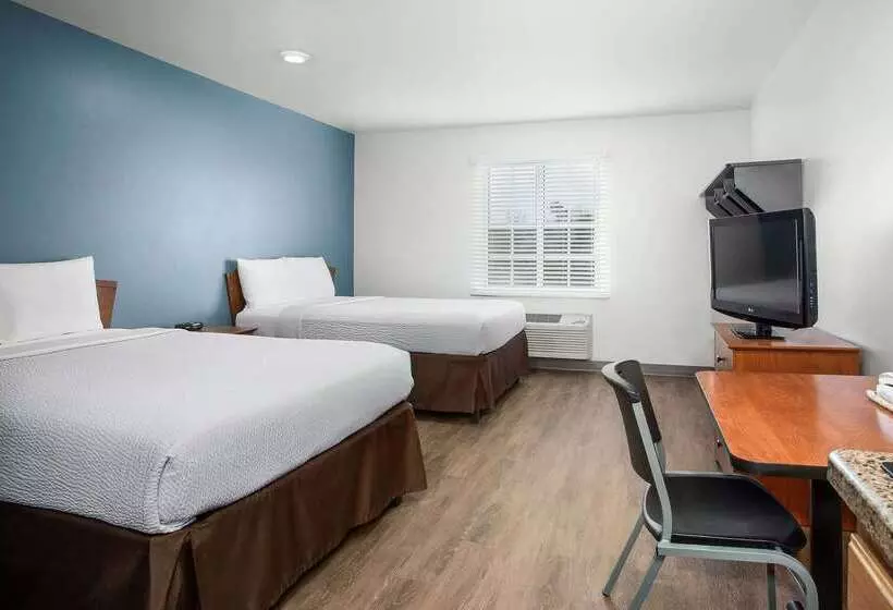 هتل Extended Stay America Select Suites  Pensacola  Northeast
