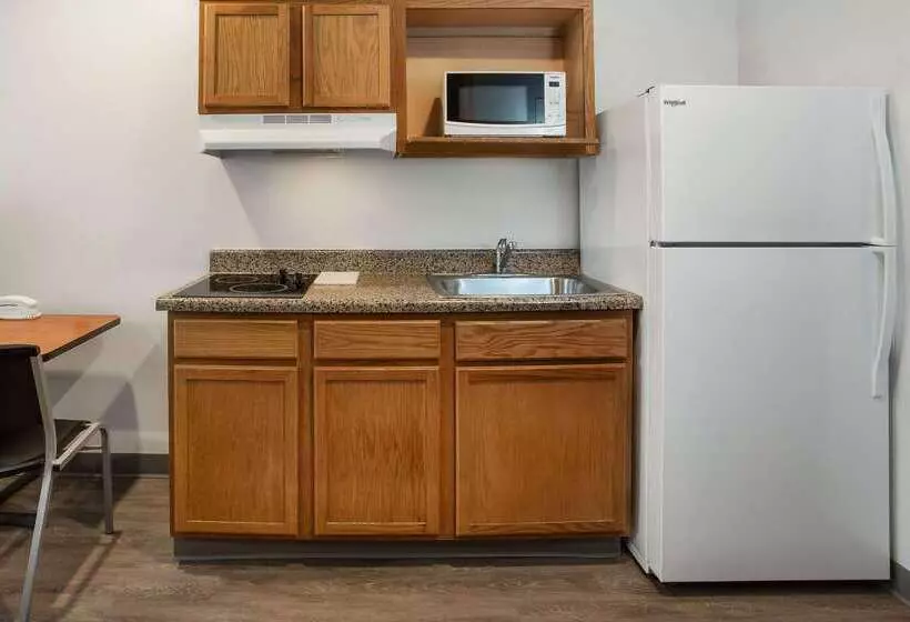 هتل Extended Stay America Select Suites  Pensacola  Northeast