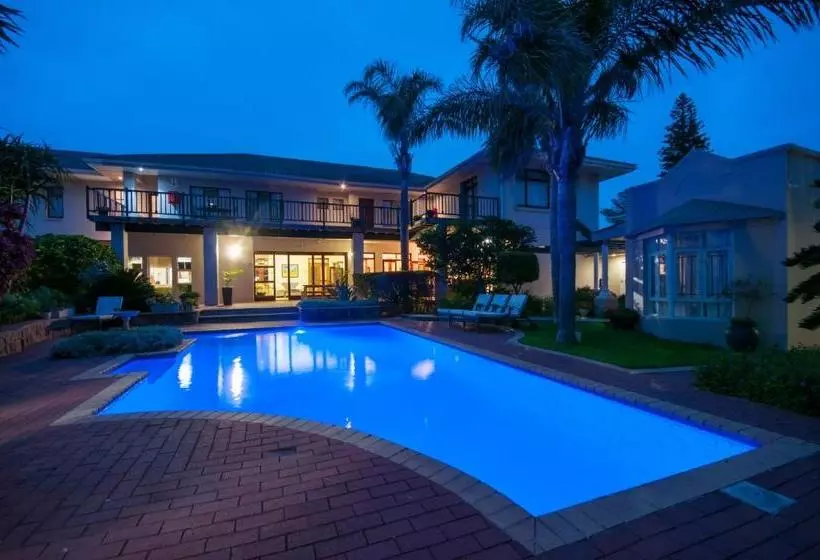 هتل Fifth Avenue Beach House