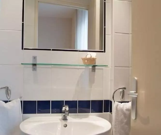 בית מלון כפרי Hôtel Bellevue