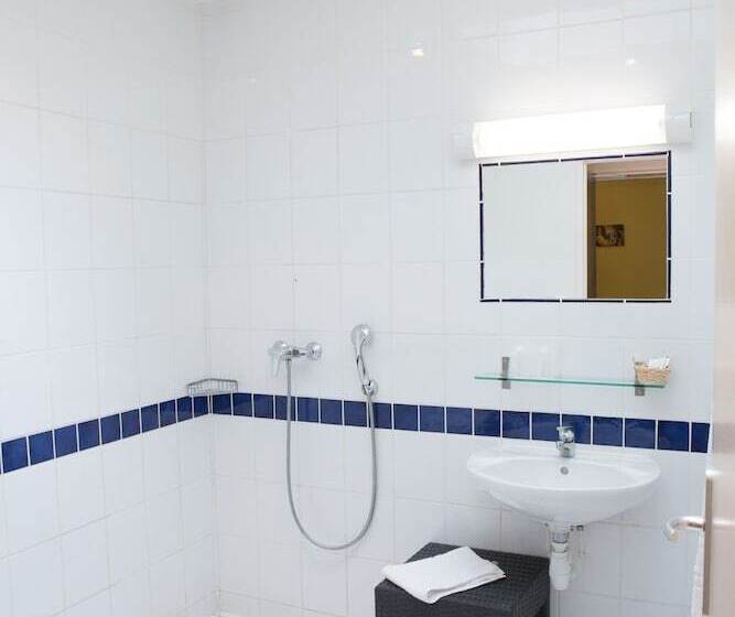 ホテル Hôtel Bellevue