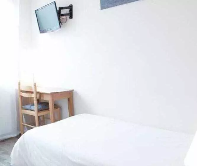 בית מלון כפרי Hôtel Bellevue