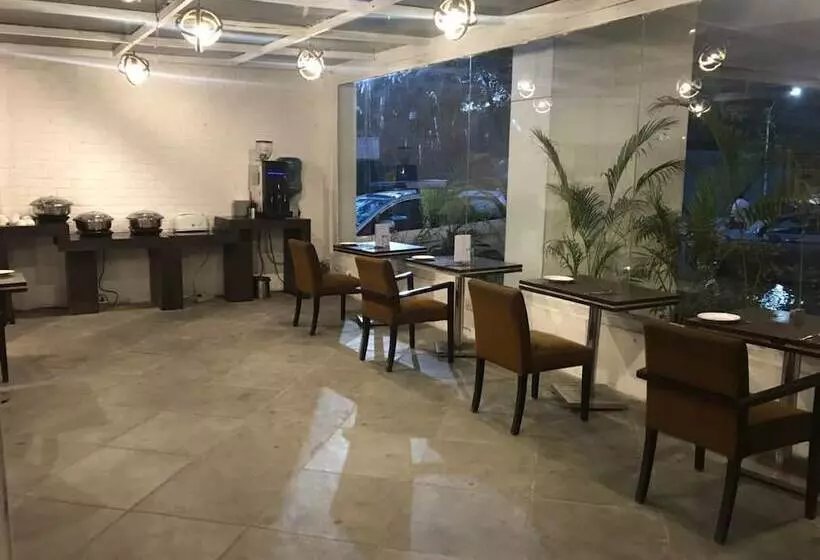 هتل Jukaso Inn