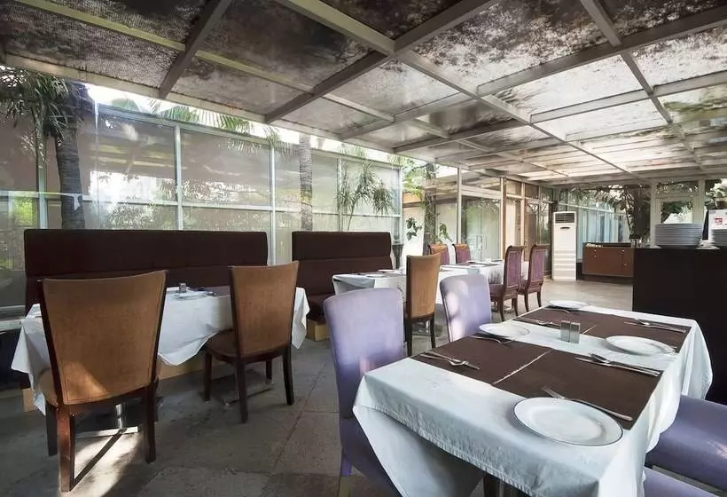 هتل Jukaso Inn